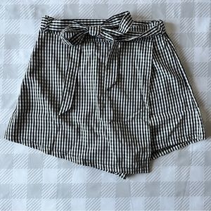 NWT SHEIN Gingham Faux Wrap Skort